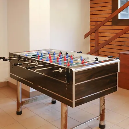 Jeanne D'arc Apt- A-8 By Interhome