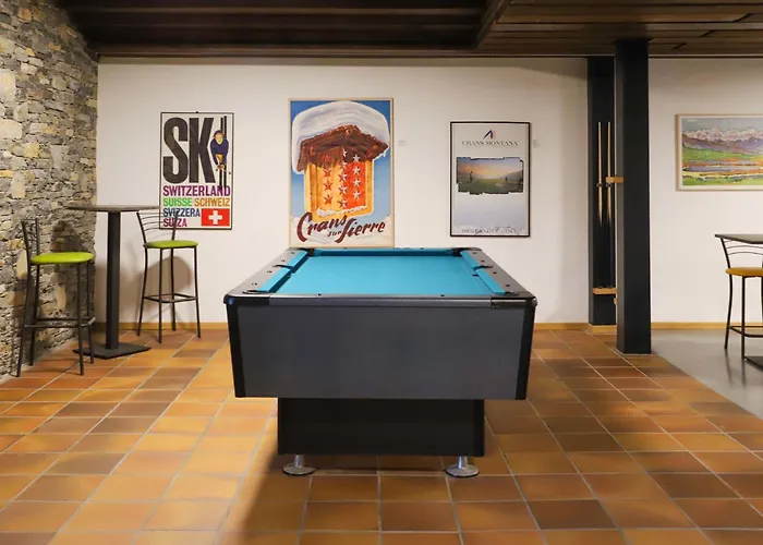 Jeanne D'arc Apt- A-8 By Interhome