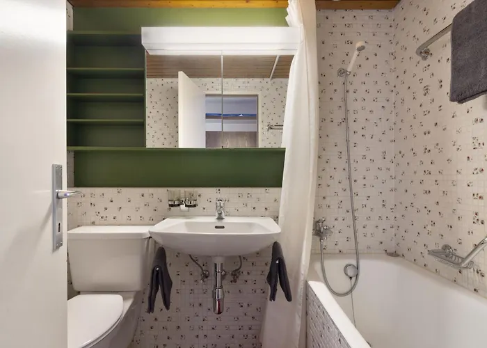 Jeanne D'arc Apt- A-8 By Interhome *